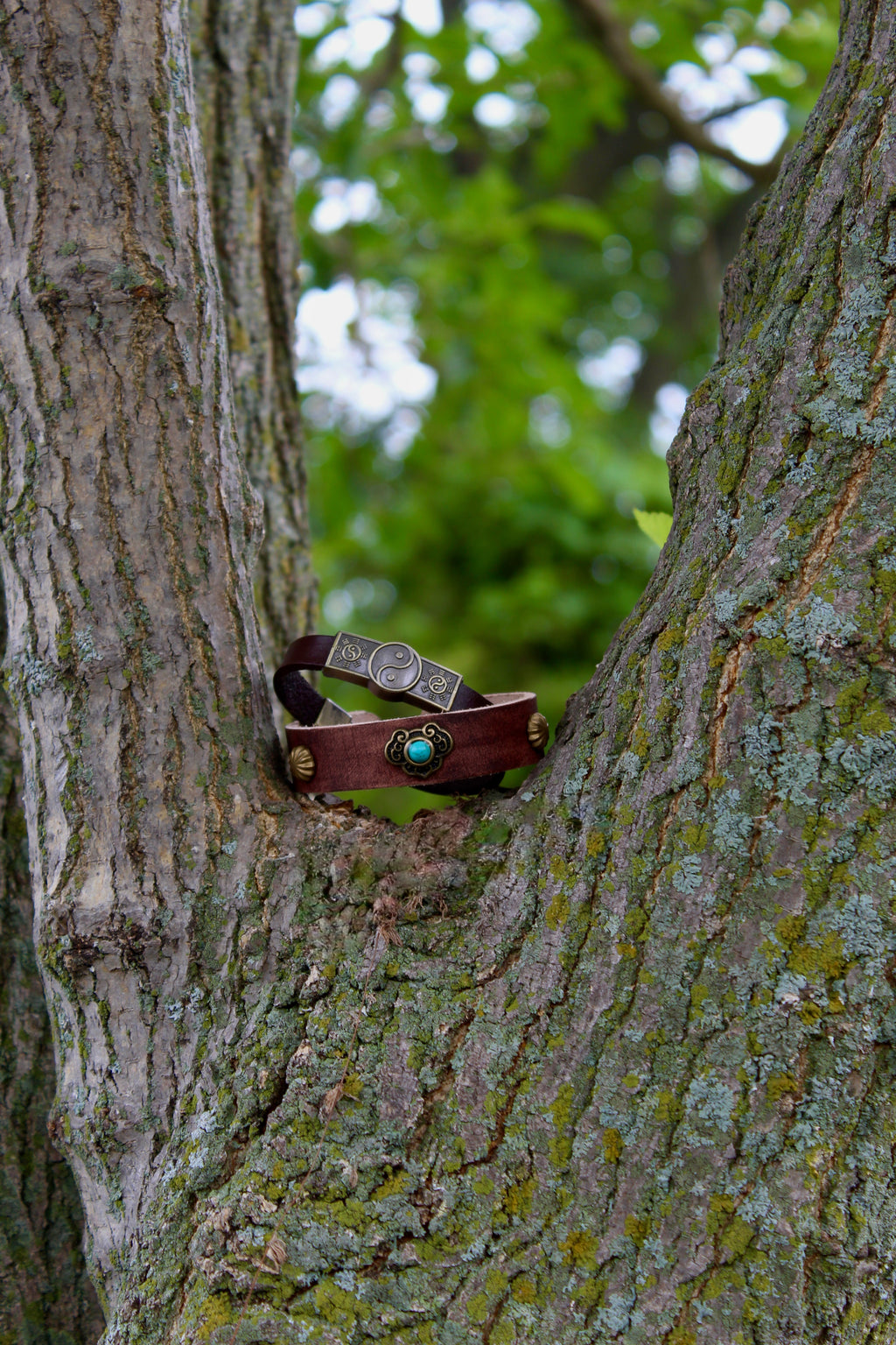 Leather bracelet