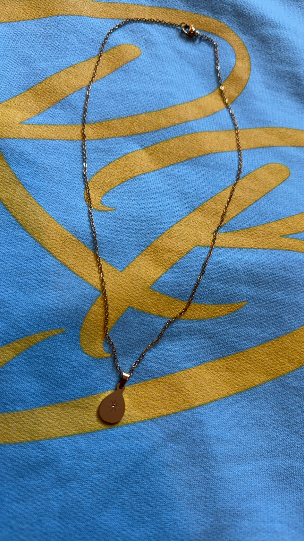 Gold Star necklace (50% off!)