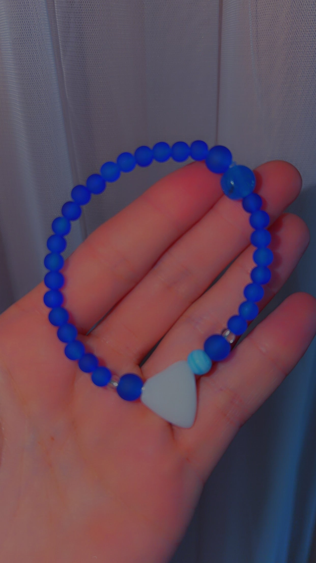 Shark tooth bead bracelet