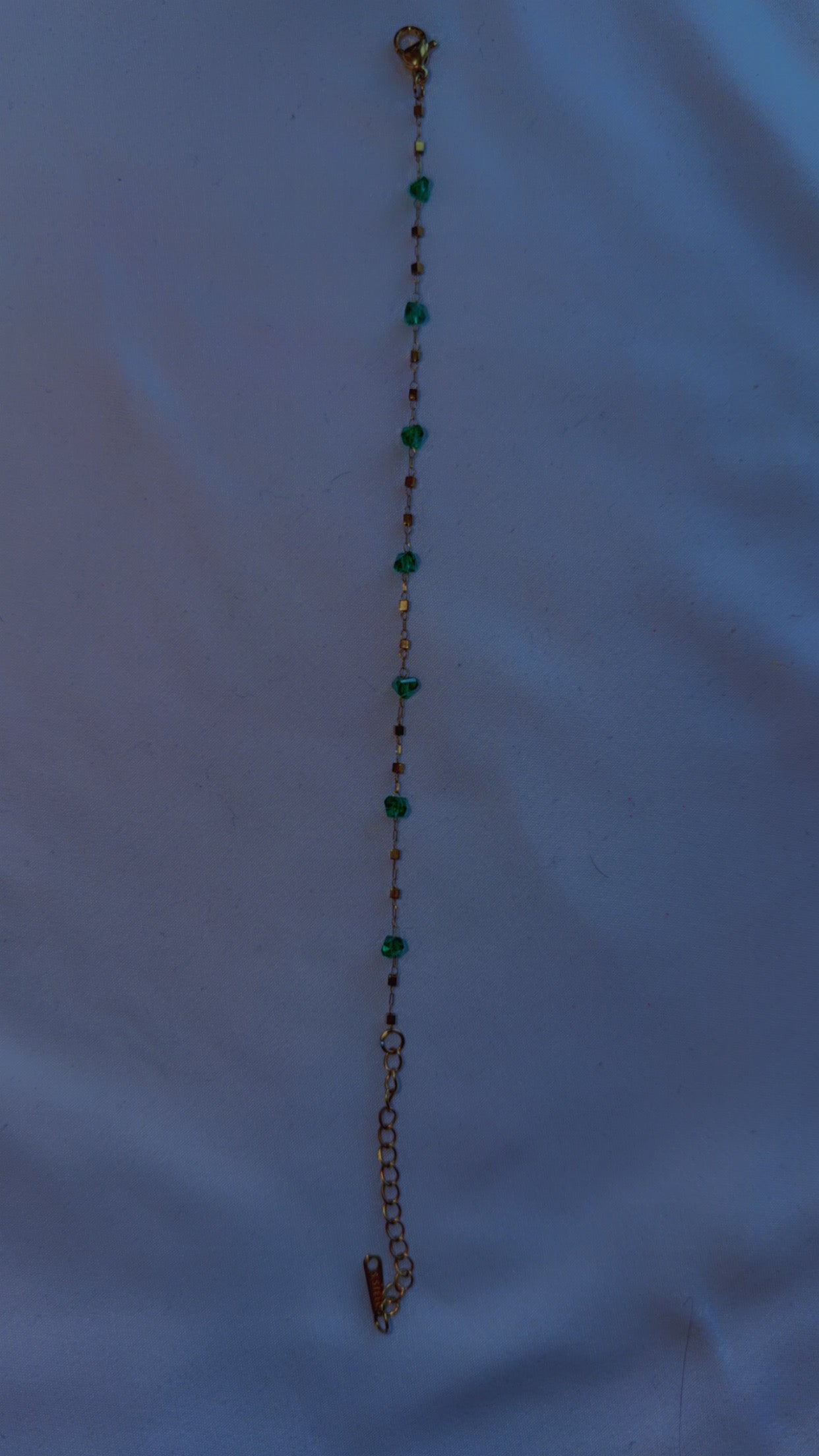 Dainty gold emerald bracelet