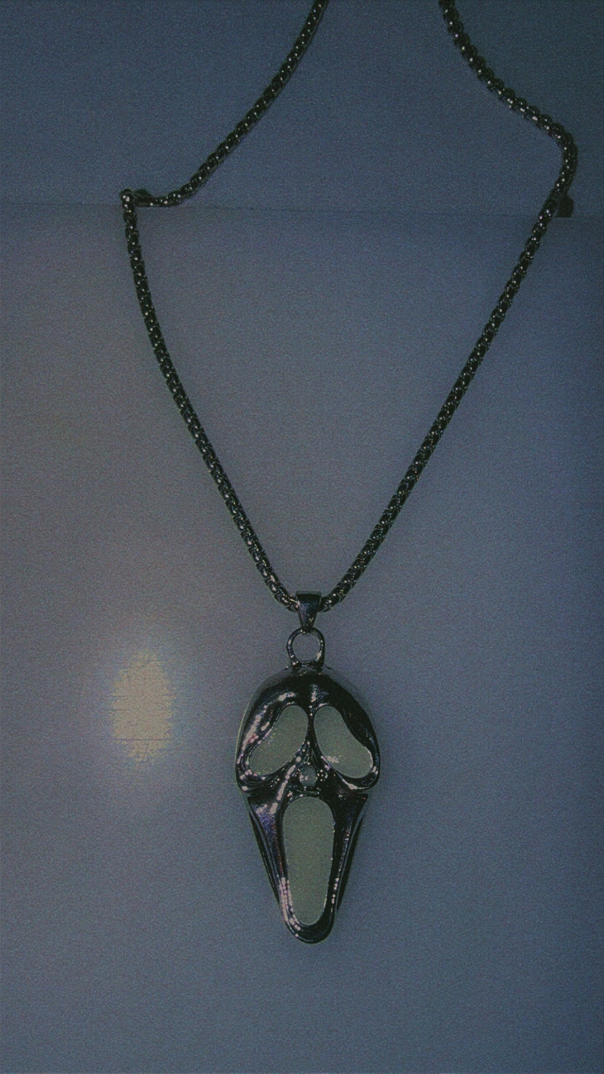 Ghost Face necklace (glows In dark!)